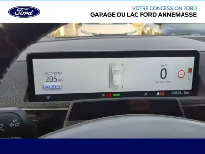 Photo 7 Ford Mustang  Mach-E 269ch Standard Range 76kWh AWD 9cv