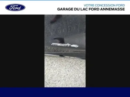 Photo 14 Ford Mustang  Mach-E 269ch Standard Range 76kWh AWD 9cv