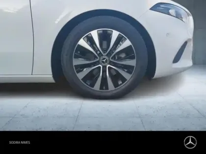 Photo 8 Mercedes Classe A  180 136ch Style Line 7G-DCT