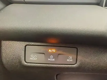 Photo 14 Volkswagen T-roc  1.5 eTSI 150ch Style DSG7