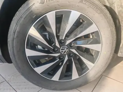 Photo 5 Volkswagen T-roc  1.5 eTSI 150ch Style DSG7