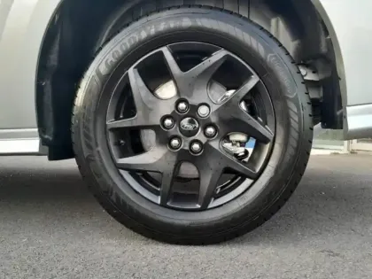 Photo 14 Ford Custom Gén. II Ph1 Sport 1