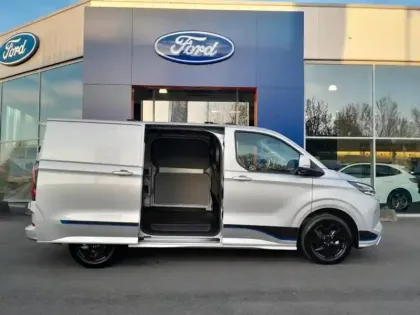 Photo 9 Ford Custom Gén. II Ph1 Sport 1