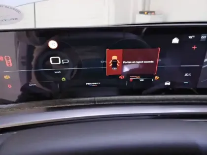 Photo 41 Peugeot 3008  Hybrid 145 e-DCS6