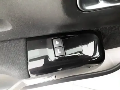 Photo 41 Citroën C3 Gén. III Ph2 Feel Business 5