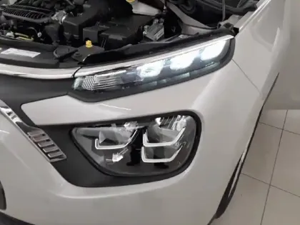 Photo 35 Citroën C3 Gén. III Ph2 Feel Business 5