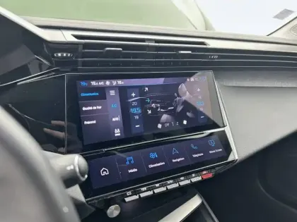 Photo 21 Peugeot 308  PHEV 180 e-EAT8