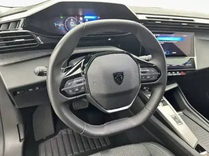 Photo 8 Peugeot 308  PHEV 180 e-EAT8