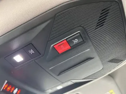 Photo 25 Peugeot 308  PHEV 180 e-EAT8