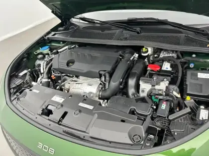 Photo 14 Peugeot 308  PHEV 180 e-EAT8