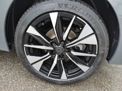 Photo 12 Peugeot 308  Hybrid 145 e-DCS6