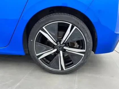 Photo 12 Peugeot 308  PHEV 180 e-EAT8