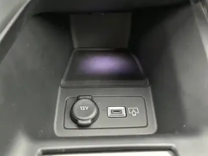 Photo 24 Peugeot 308  PHEV 180 e-EAT8