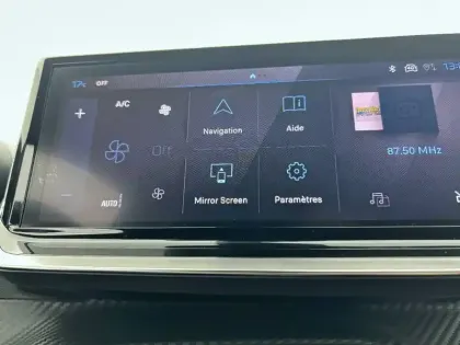 Photo 22 Peugeot 2008  PureTech 130 S&S EAT8