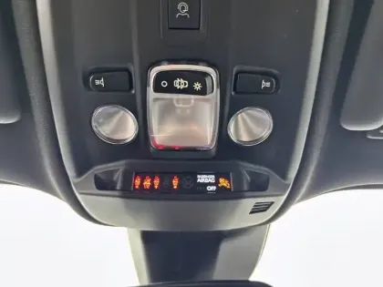 Photo 21 Peugeot 2008  PureTech 130 S&S EAT8