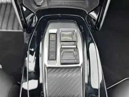 Photo 13 Peugeot 2008  PureTech 130 S&S EAT8