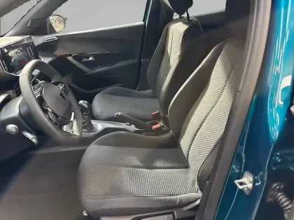 Photo 10 Peugeot 2008  100 S&S BVM6