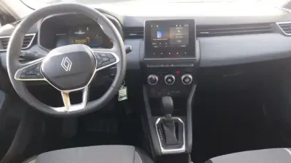 Photo 8 Renault Clio  E-Tech full hybrid 145 ch GSR2