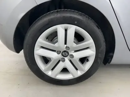 Photo 30 Renault Clio Gén. V (BJA) Ph2 Evolution 5