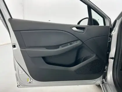 Photo 38 Renault Clio Gén. V (BJA) Ph1 NG Equilibre 5