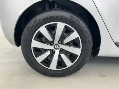 Photo 49 Renault Clio Gén. V (BJA) Ph1 NG Equilibre 5