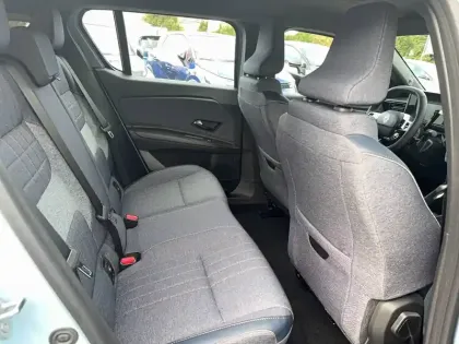 Photo 11 Renault 4 Renault  E-Tech Electrique 150 ch autonomie confort