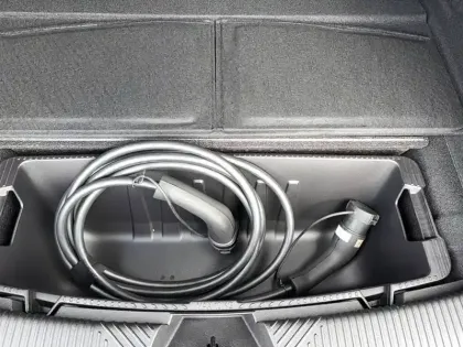 Photo 13 Renault 4 Renault  E-Tech Electrique 150 ch autonomie confort