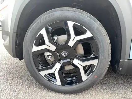 Photo 19 Renault 4 Renault  E-Tech Electrique 150 ch autonomie confort