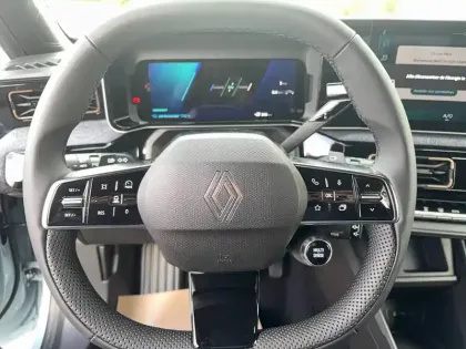 Photo 15 Renault 4 Renault  E-Tech Electrique 150 ch autonomie confort