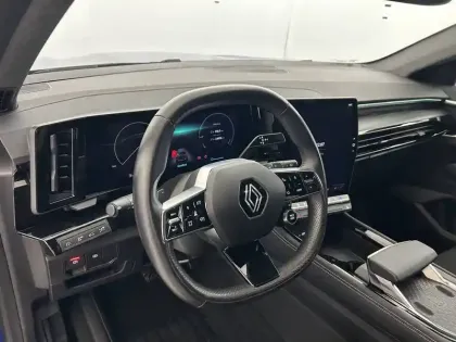 Photo 42 Renault Austral  E-Tech hybrid 200