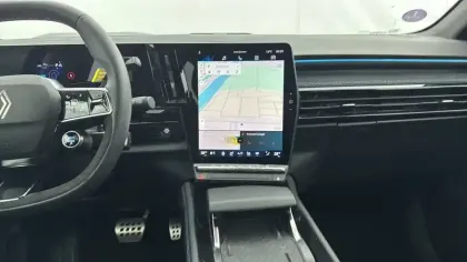 Photo 11 Renault Austral  E-Tech full hybrid 200 GSR2