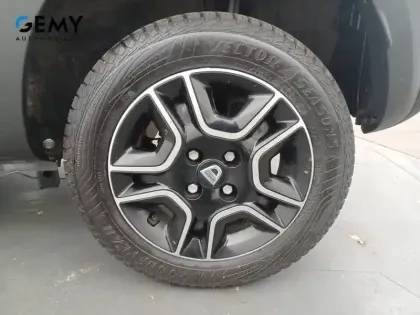 Photo 27 Dacia Spring Gén. I (BBG) Ph1 Confort 5