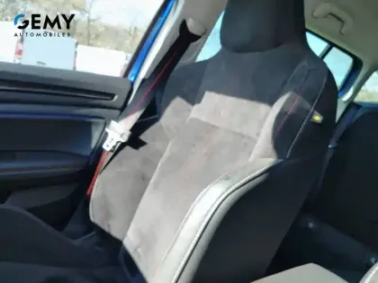 Photo 23 Renault Megane Mégane IV Estate E-TECH Plug-In Hybride 160