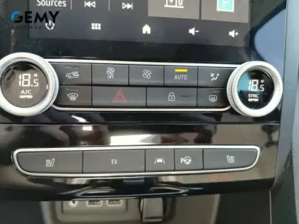 Photo 22 Renault Megane Mégane IV Estate E-TECH Plug-In Hybride 160