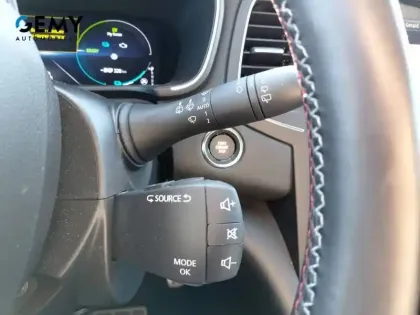 Photo 18 Renault Megane Mégane IV Estate E-TECH Plug-In Hybride 160