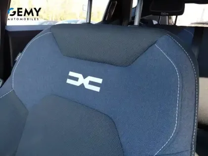 Photo 41 Dacia Duster  Hybrid 140