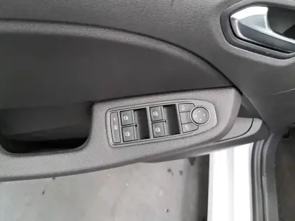 Photo 68 Renault Clio Gén. V (BJA) Ph2 Evolution 5