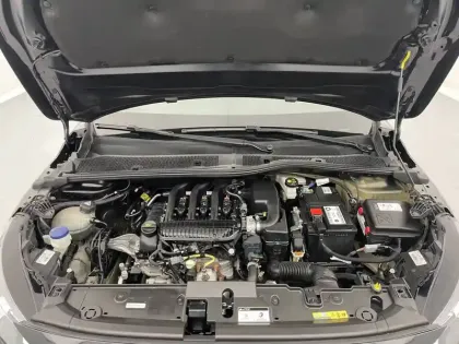 Photo 20 Peugeot 208  PureTech 75 S&S BVM5