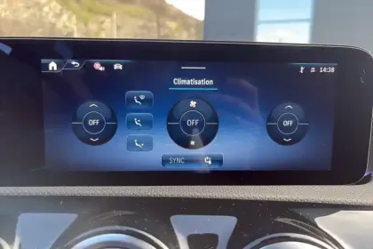 Photo 102 Mercedes Classe A  200 d 8G-DCT