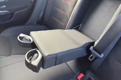 Photo 111 Mercedes Classe A  200 d 8G-DCT