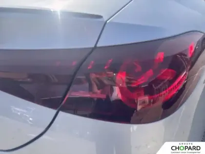 Photo 8 Mercedes CLA  200 avec technologie EQ