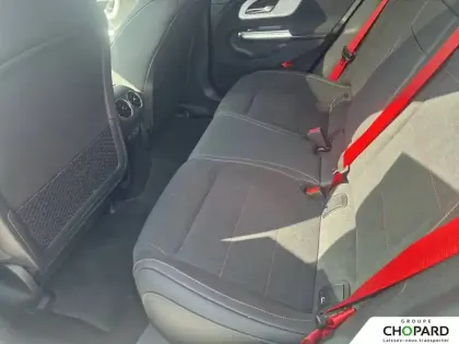 Photo 21 Mercedes CLA  200 avec technologie EQ