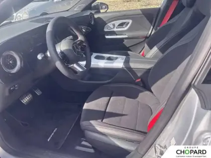 Photo 14 Mercedes CLA  200 avec technologie EQ