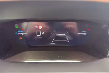 Photo 68 Peugeot 2008  Hybrid 145 e-DCS6