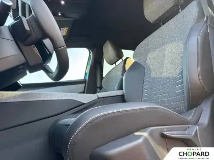 Photo 9 Peugeot 3008  Electrique 230 ch Grande autonomie 97 kWh