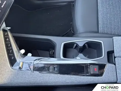 Photo 18 Peugeot 3008  Electrique 230 ch Grande autonomie 97 kWh