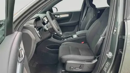 Photo 24 Volvo Xc40  B4 197 ch DCT7