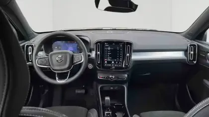 Photo 46 Volvo Xc40  B4 197 ch DCT7