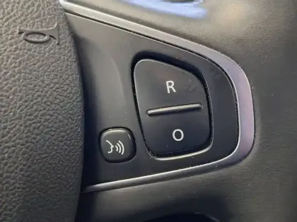 Photo 82 Renault Captur  TCe 120 Energy EDC