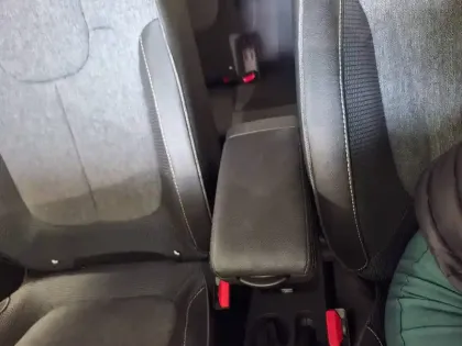 Photo 86 Renault Captur  TCe 120 Energy EDC